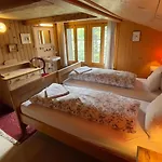 Pension Gimmelwald * Gimmelwald